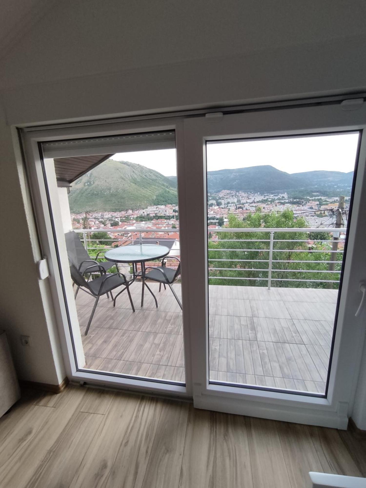 View Of The City - Studio Apartment Mostar Exterior photo