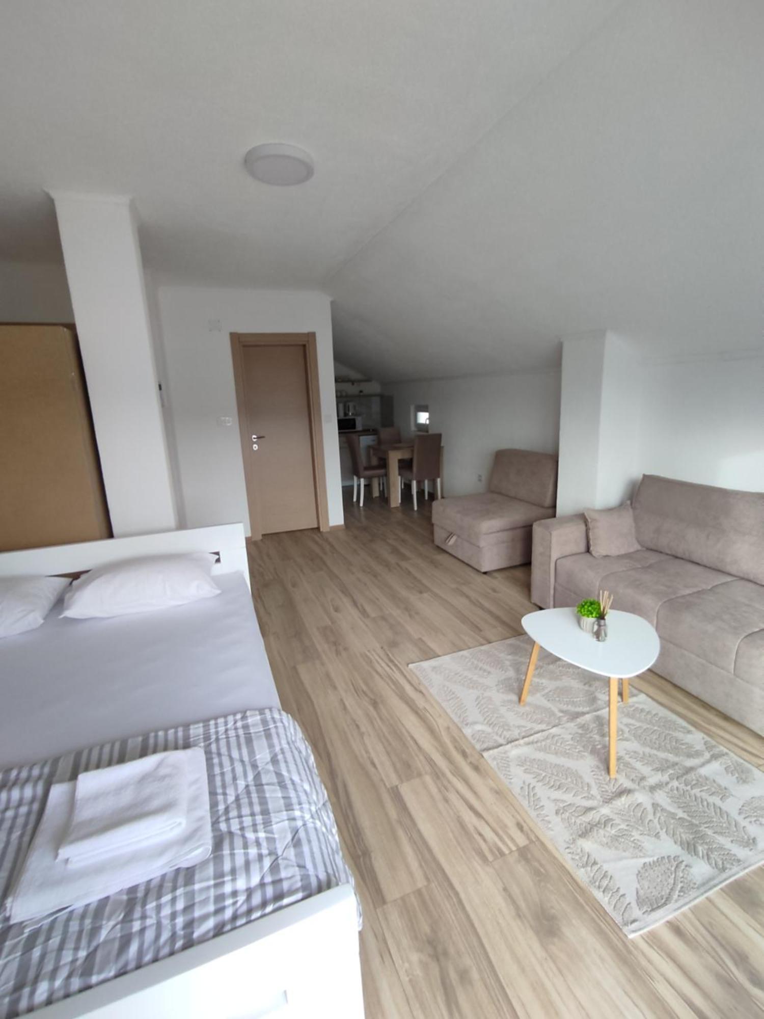 View Of The City - Studio Apartment Mostar Exterior photo